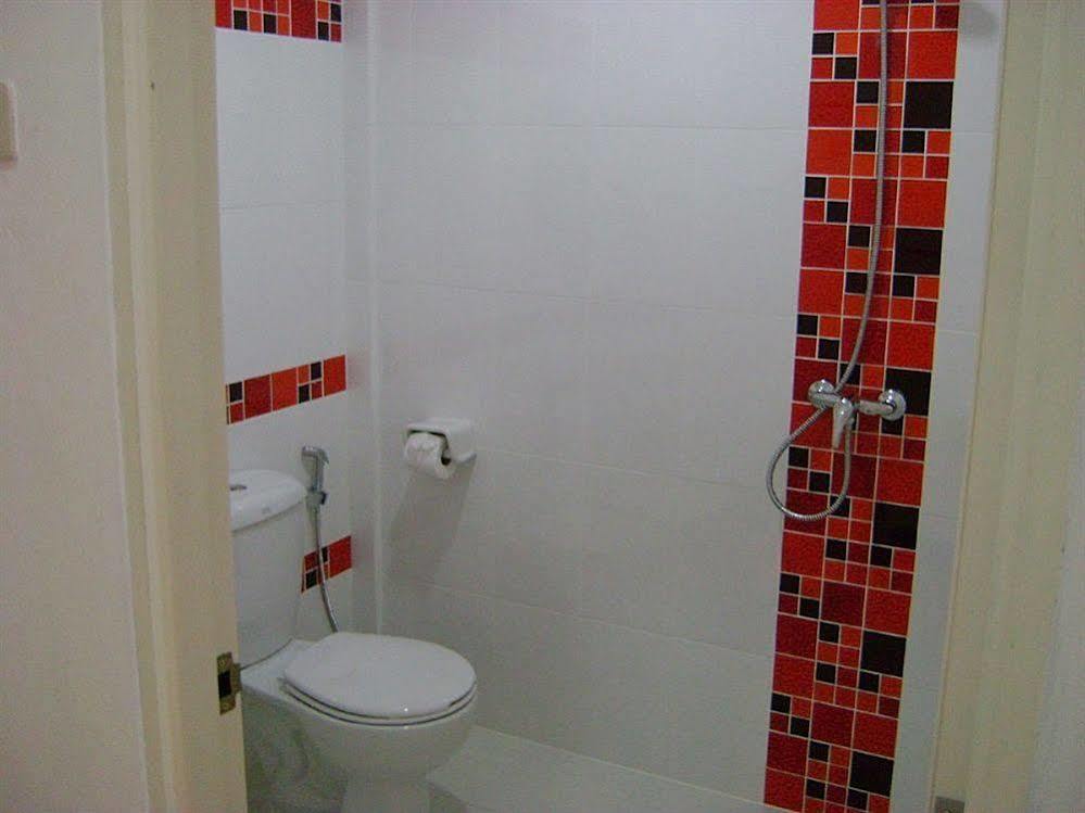Peter Pan Resort Patong Екстер'єр фото