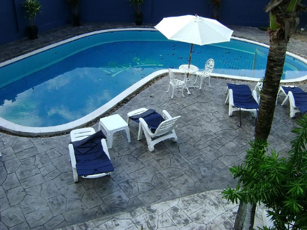 Peter Pan Resort Patong Екстер'єр фото